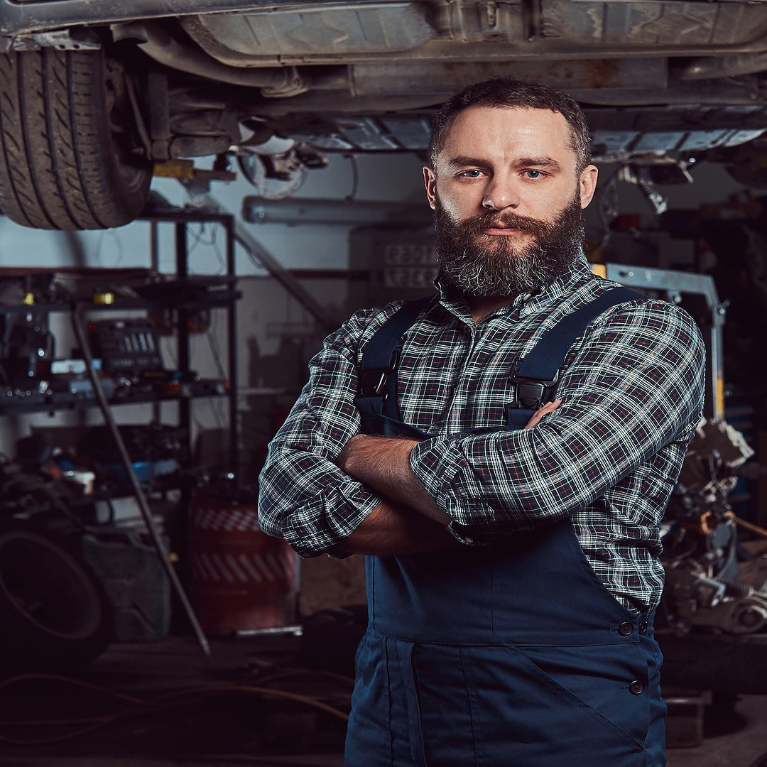 files/bearded-expert-mechanic-dressed-uniform-standing-with-crossed-arms-against-car-lift-garage-ig-square-1080-1080.jpg